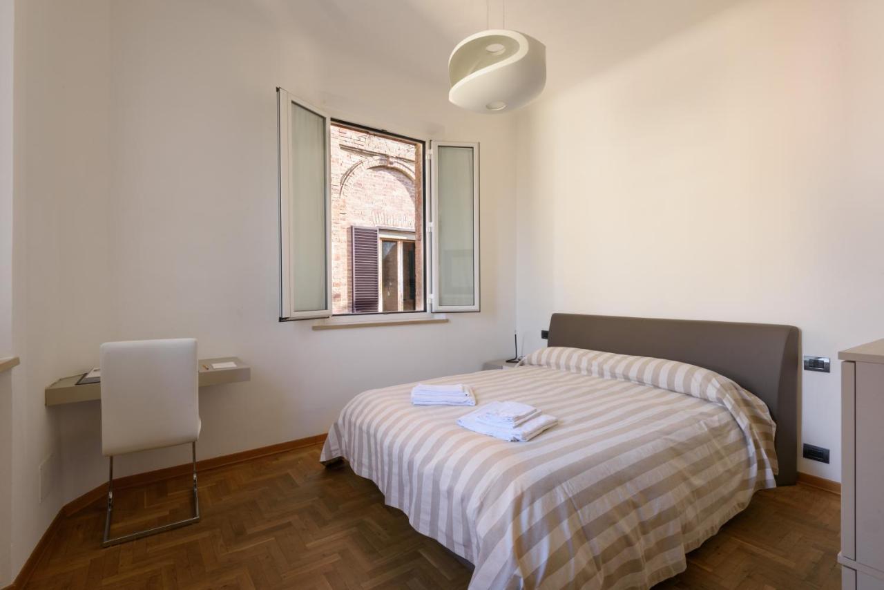 Appartamento Panoramico San Martino 12 Siena Exterior foto